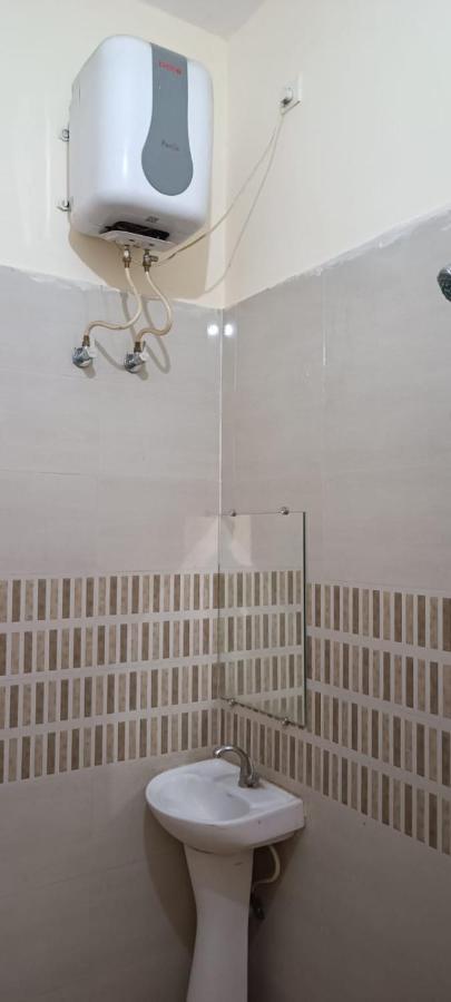 Kamla Guest House Kushinagar Dış mekan fotoğraf